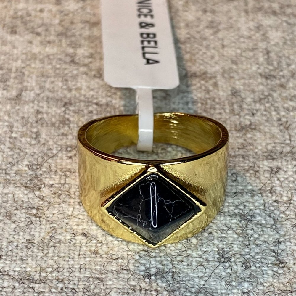 Gold Plated Ring Size 6
